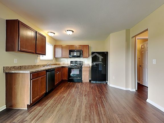 3rd image of 1165 Carrington Pl