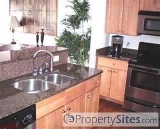 3rd image of 4145-4147 Olive St