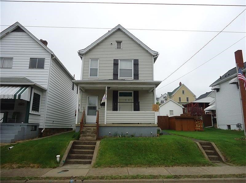 1st image of 215 S 3rd St