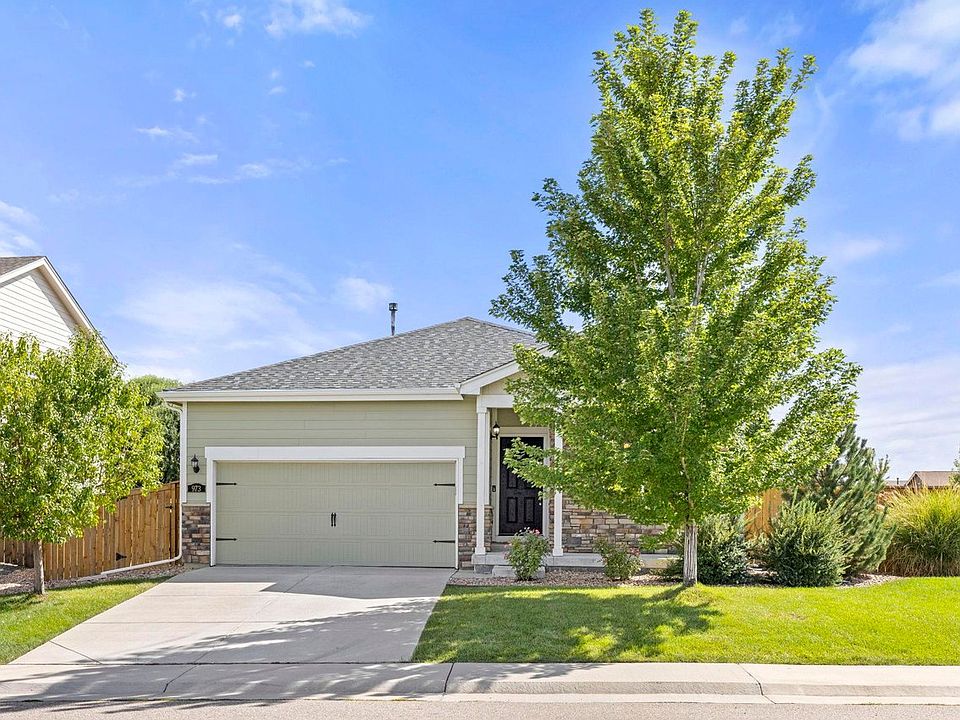 1st image of 973 Ranchhand Dr