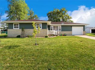 27 Buchanan Ct, Charleston, IL