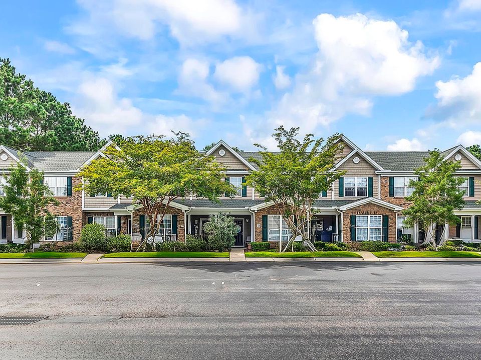 1st image of 143 Chenoa Dr. #C
