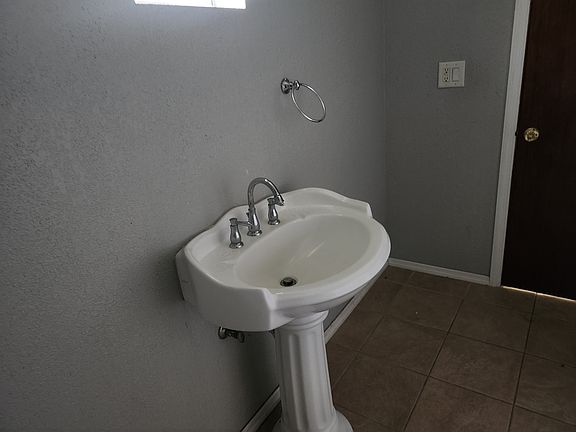 5th image of 6504 N 78th St