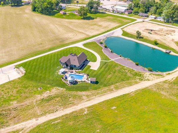 581 N Silverdale Rd, Rockport, IN 47635
