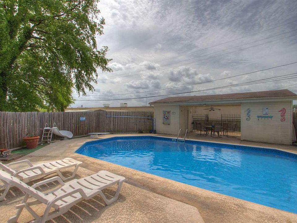 1st image of 921 Japonica Dr