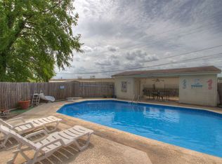 921 Japonica Dr, Wake Village, TX 75501