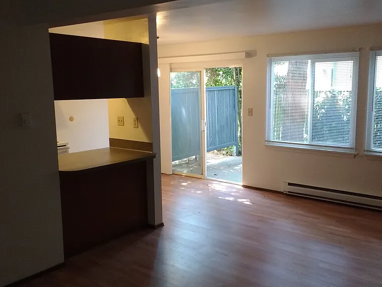 6314 42nd Ave SW — Photo 34