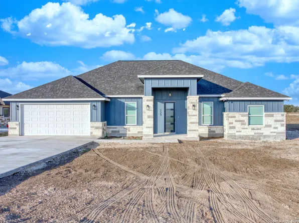 129 TURNBERRY, La Vernia, TX 78121