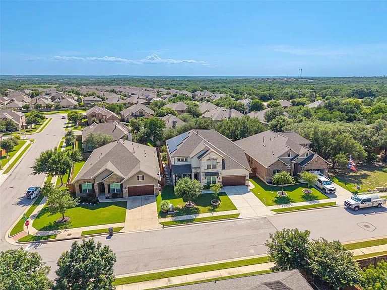 228 Lockhart Loop — Photo 37