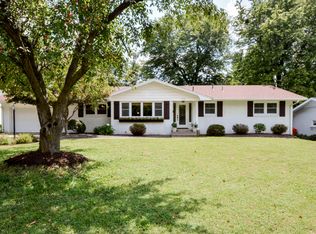 3150 E Shalimar Dr, Springfield, MO 65804