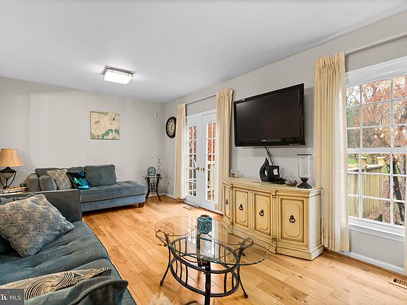 4th image of 11615 Pleasant Meadow Dr