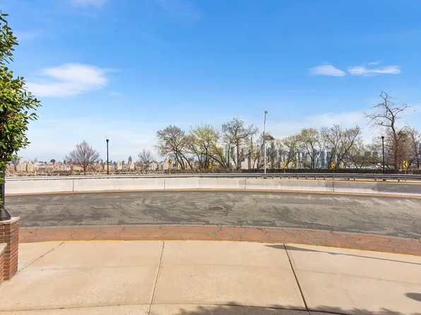 7435 Blvd East image 30 of 31