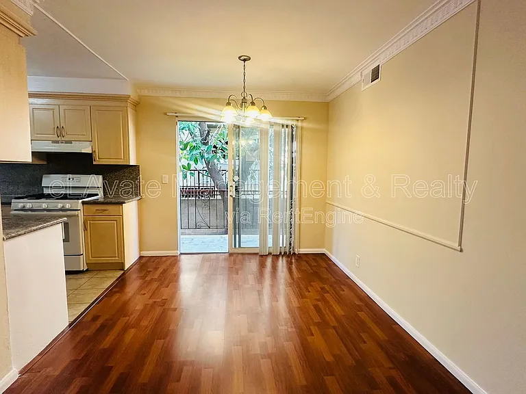 1416 N Martel Ave #3 — Photo 2