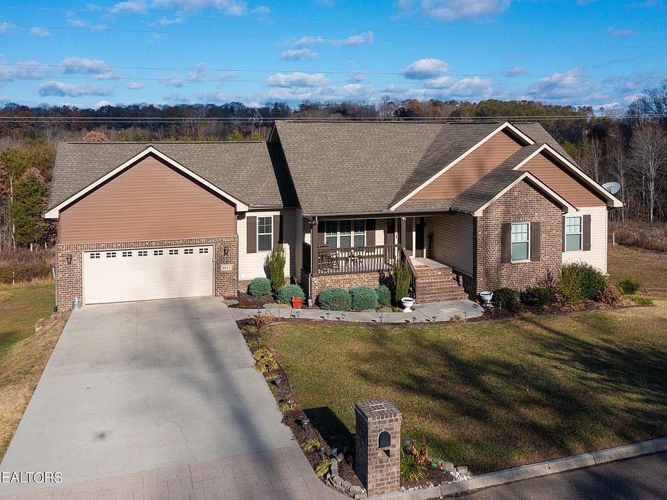 1st image of 3917 Hillside Terrace Ln