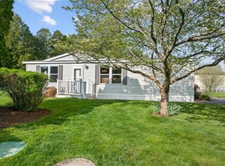 18 Lear Dr, Coventry, RI 02816