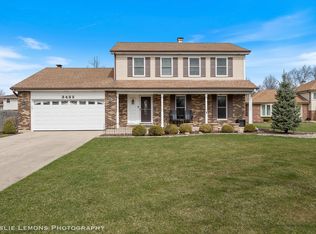 3432 Drover Ln, Darien, IL 60561