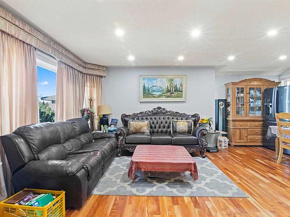 4th image of 52 W Edgepark Rd NW
