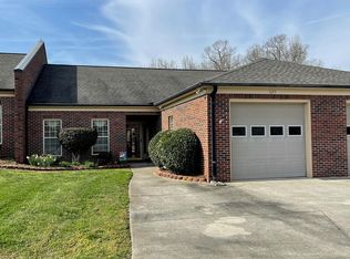 625 Camrose Cir NE, Concord, NC 28025