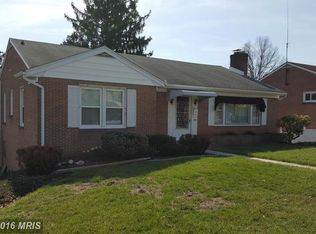 1048 View St, Hagerstown, MD 21742