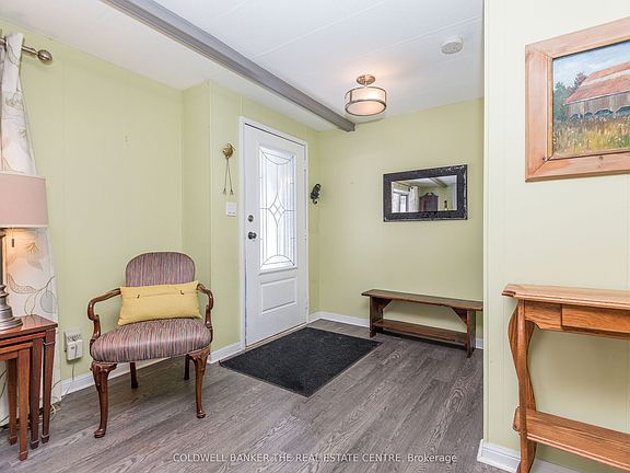 4th image of 29 Main St