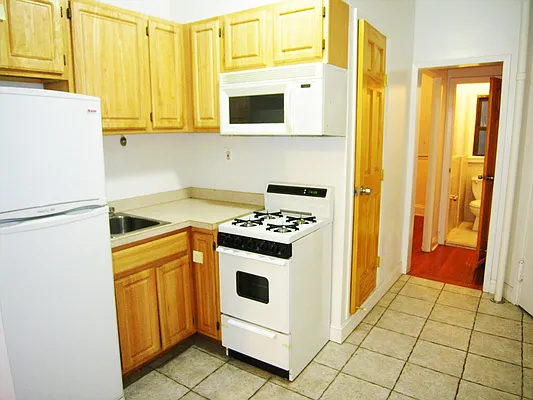 Rented by City Connections Realty | media 22