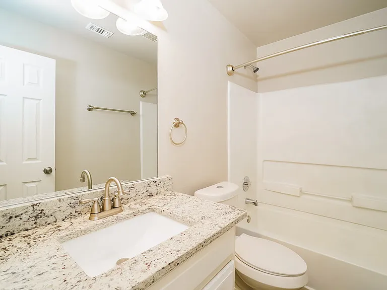 3605 Candlebrook Ln — Photo 14