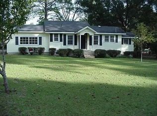 1619 N Ridge Ave, Tifton, GA 31794