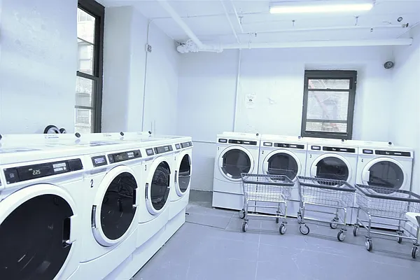 Rented by Bold New York | media 11