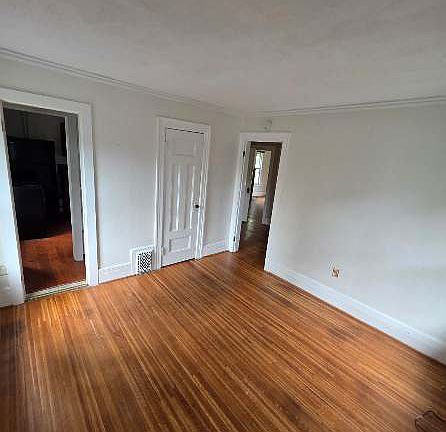 3rd image of 188 Brunswick St #2