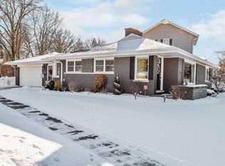 280 Glenwood Ave, Glen Ellyn, IL 60137