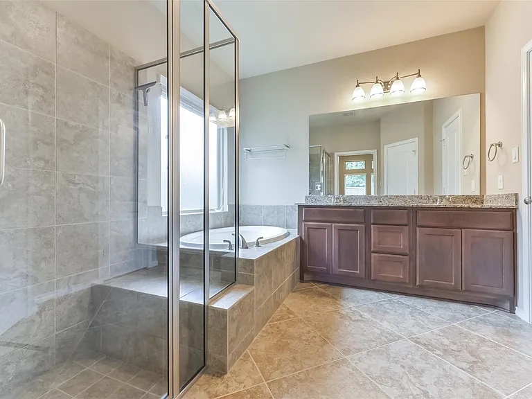 248 Clementine Ct — Photo 26