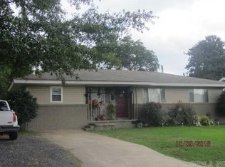 109 Wisteria Dr, North Little Rock, AR 72118
