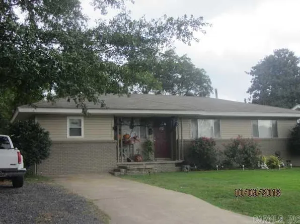 109 Wisteria Dr, North Little Rock, AR 72118
