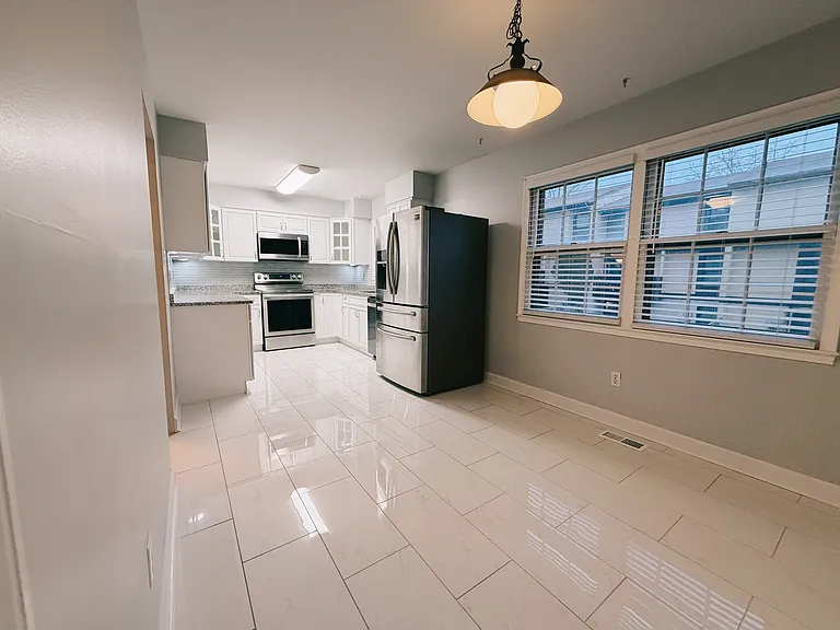 7458 Covent Wood Ct — Photo 8