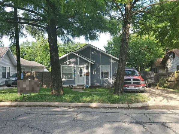 1507 N Preston St, Ennis, TX 75119