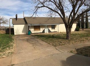 2501 N Hartford Ave, Lamesa, TX 79331