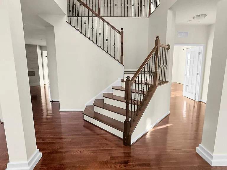 10185 Warfield St — Photo 3