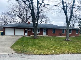 608 N Cook Rd, Muncie, IN 47303