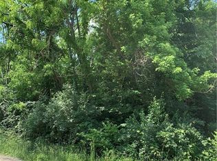 1108 N Lyne St, Raymore, MO 64083