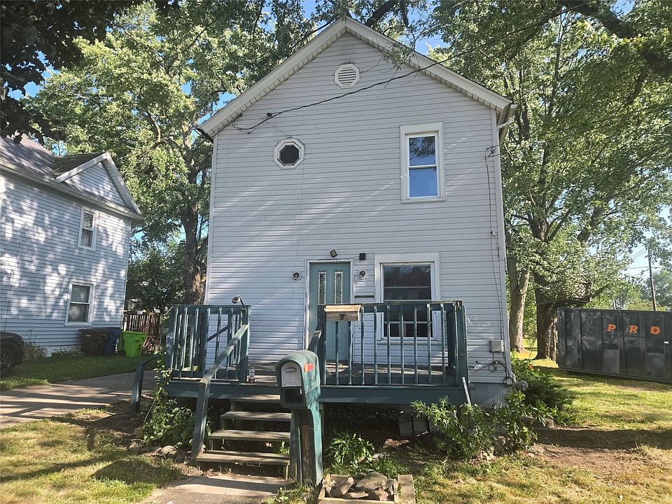 1st image of 7 Walnut St