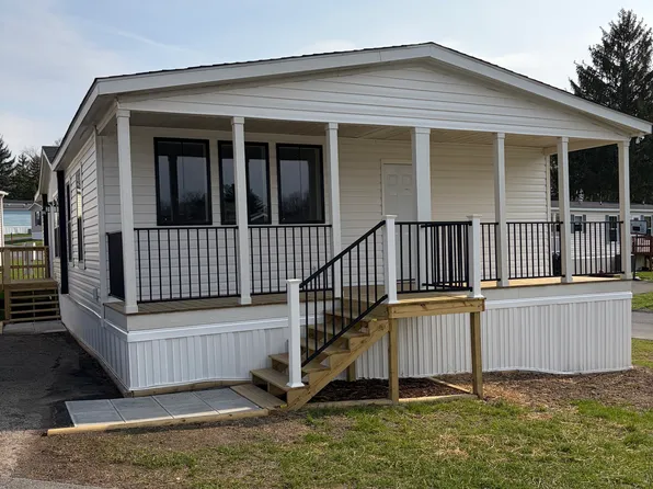 151 Canyon Vlg #151, Morgantown, WV 26508