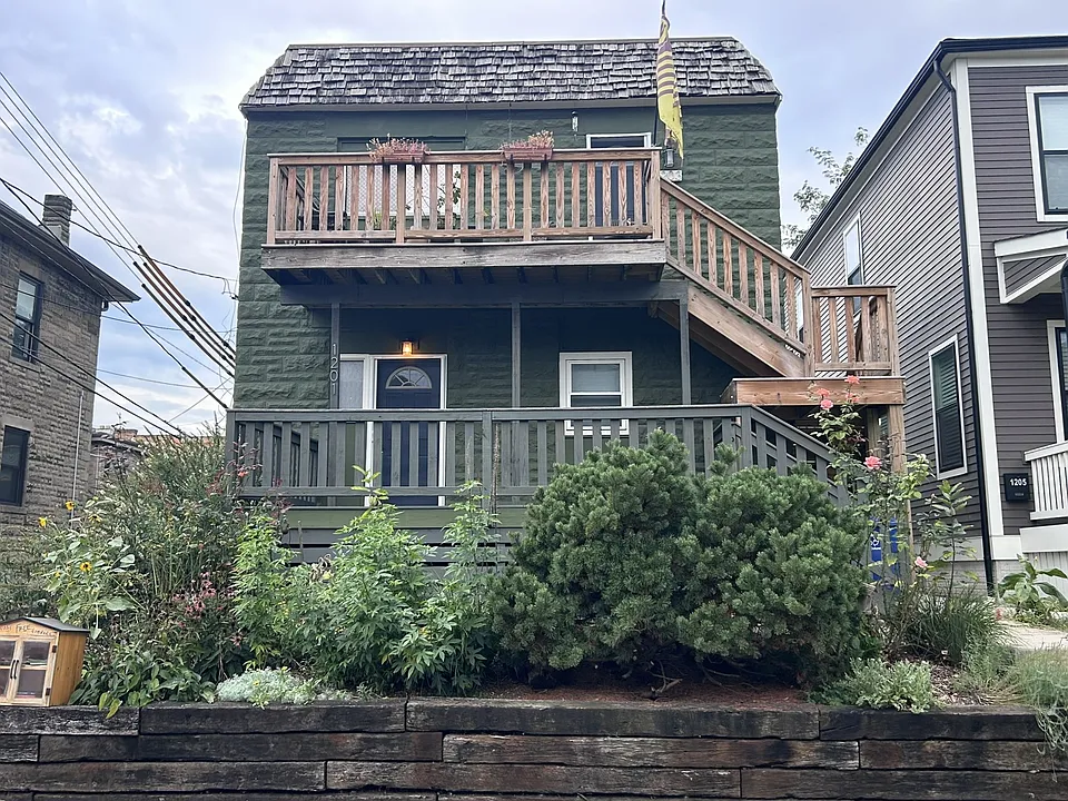 1201 Hamlet St
