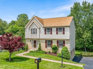 8963 Seneca Ave, Pittsburgh, PA