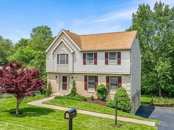 8963 Seneca Ave, Pittsburgh, PA 15237