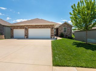 2712 W Richwood Rd, Ozark, MO 65721