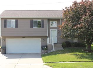 2801 NW 8th St, Lincoln, NE 68521