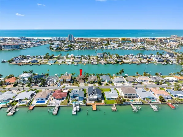 11260 5th St E, Treasure Island, FL 33706