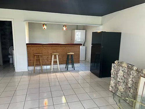 1629 Charles St Photo 1