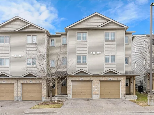 155 Highland Cres #D18, Kitchener, ON N2M 0A1