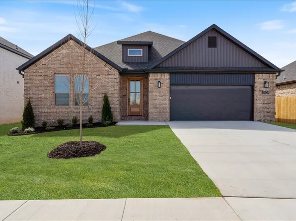 6909 SW Orange Ave, Bentonville, AR 72713